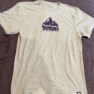 Men’s Teton Gravity Research T Shirt Gray Purple Large NWOT Recycled